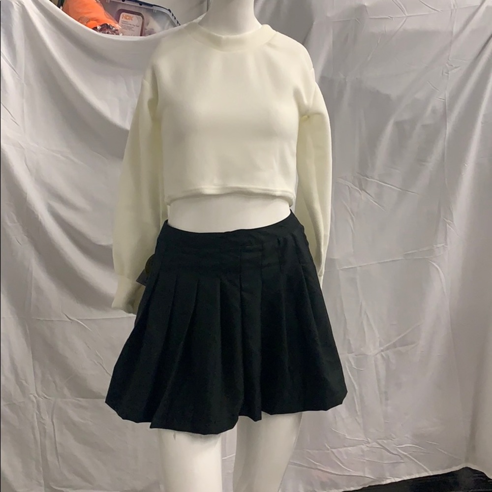 Soft crop sweater Pretty Little Thing